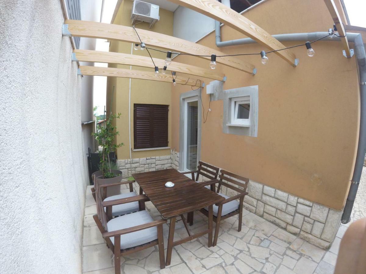 Apartments Romy Pula Extérieur photo